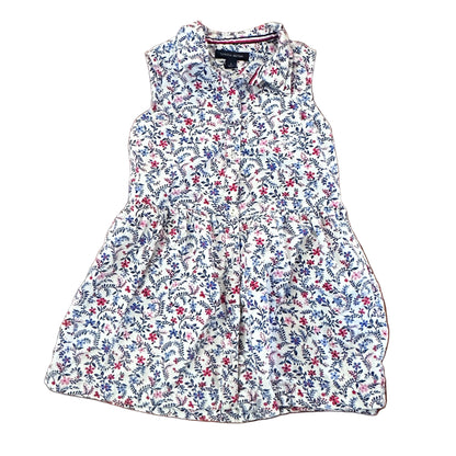 Robe fleurie blanche à manches courtes
