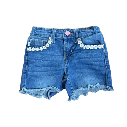 Short avec détail en fleur sur les poches